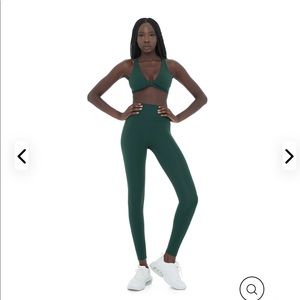 Crop Shop Boutique Serenity Leggings in green XS